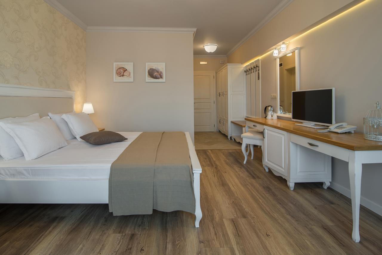 Sunny Castle Hotel 克兰内沃 外观 照片