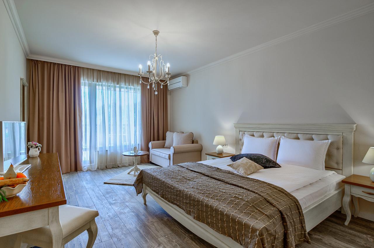 Sunny Castle Hotel 克兰内沃 外观 照片